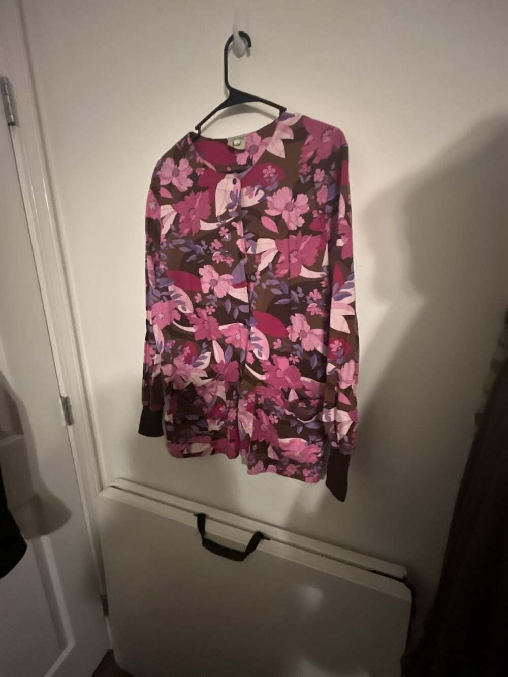 Cottonality Floral Print Button-Front Scrub Jacket